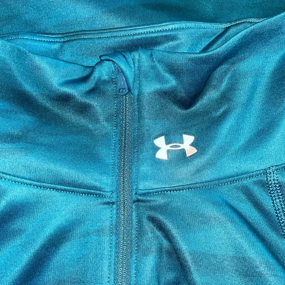 NWOT UNDER ARMOUR Teal Athletic Pullover.  Size Large. - Picture 3 of 4